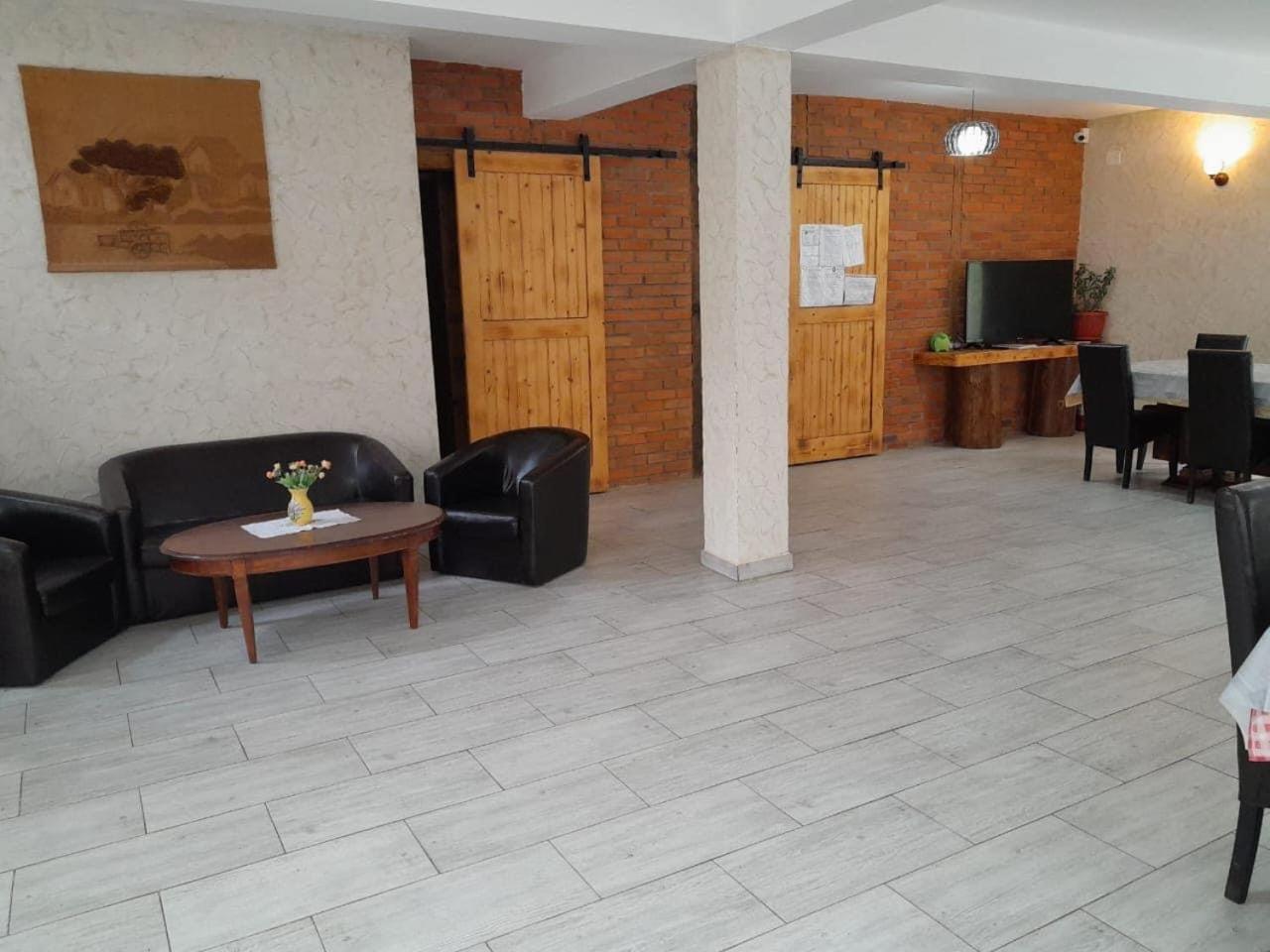 Hotel Casa Maria Moieciu C à Moeciu De Sus Extérieur photo